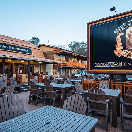 Wild Bear Inn Pigeon Forge Exterior foto
