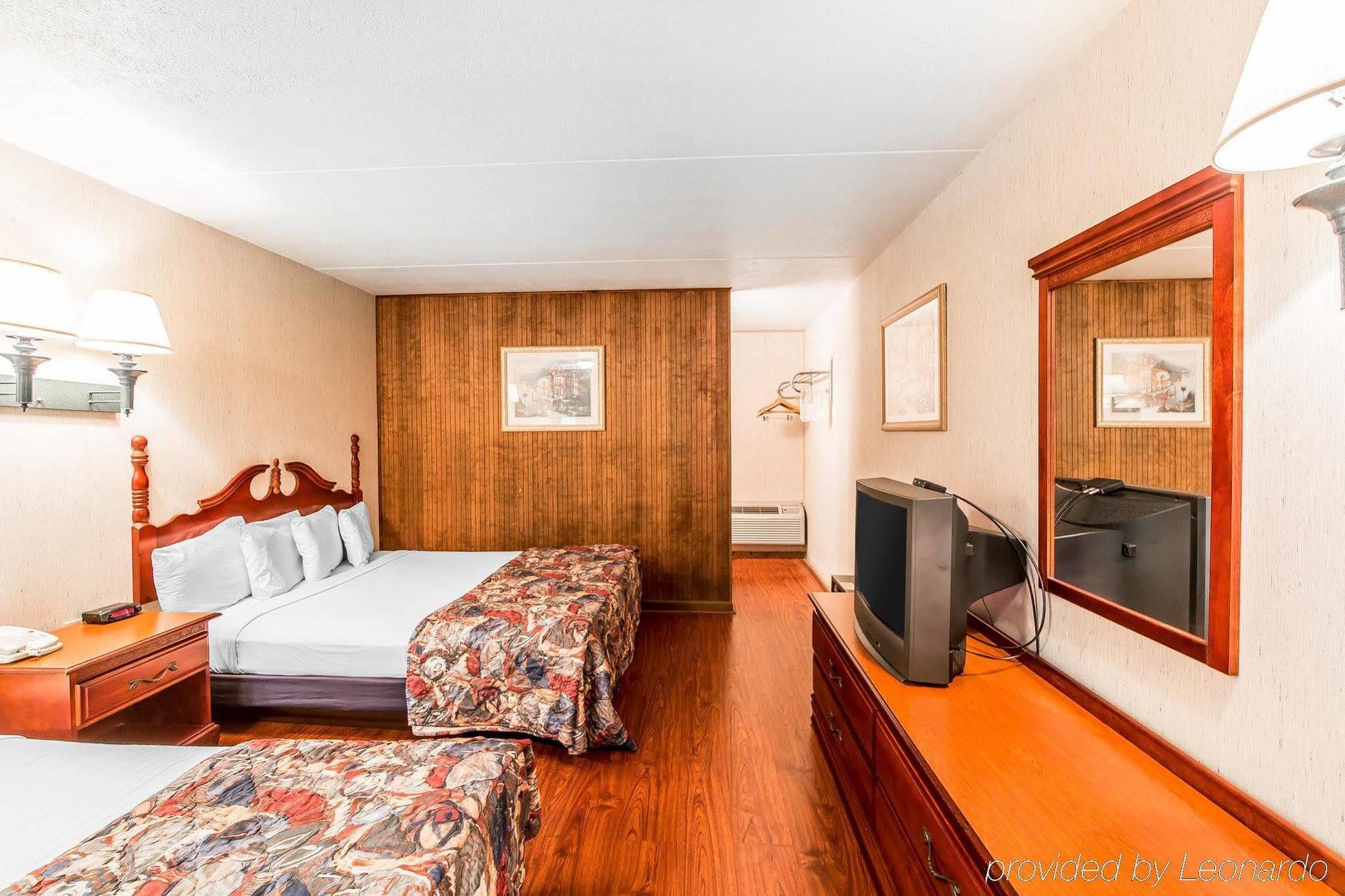 Wild Bear Inn Pigeon Forge Exterior foto